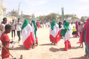 the local women with somaliland flags