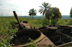 Roestige tanks in de Republiek Congo