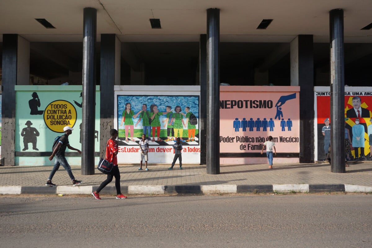 Angola street art nepotism