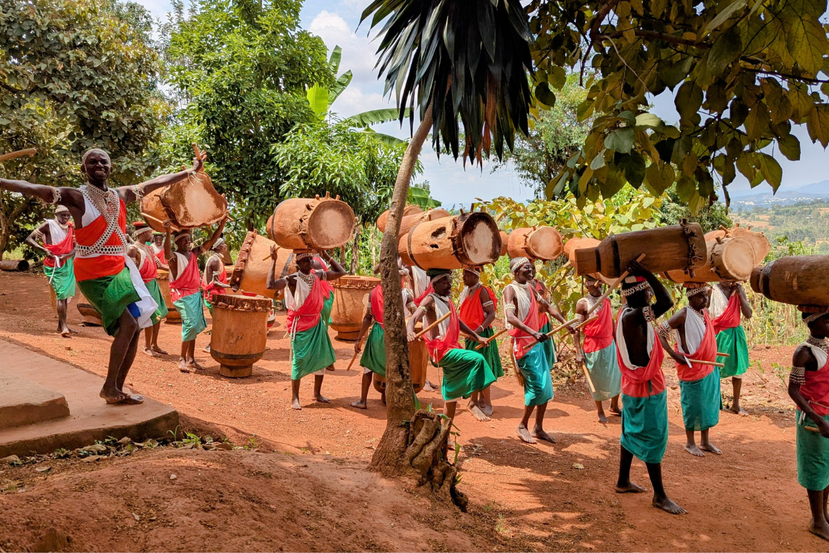 Gishora drummers