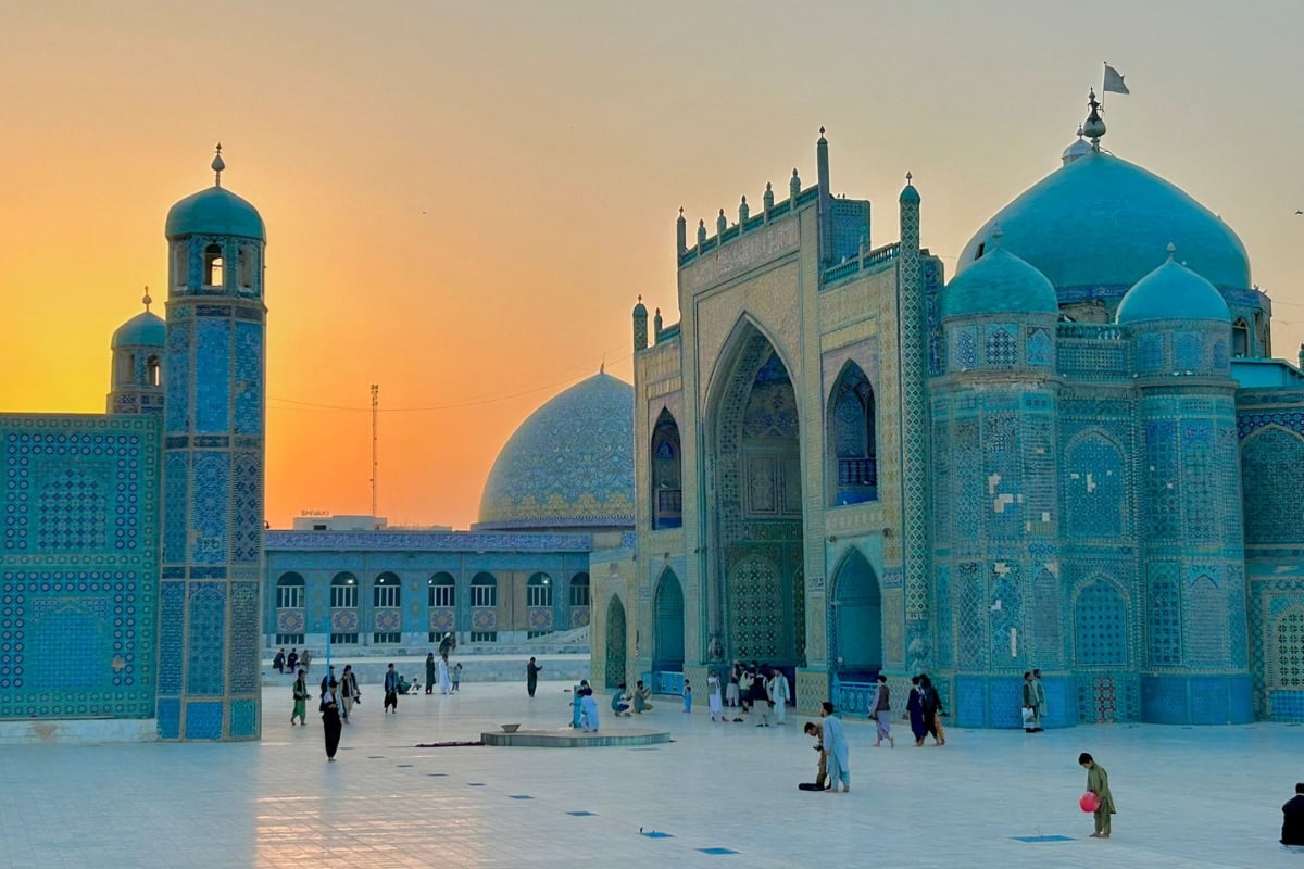 Afghanistan The Blue Mosque