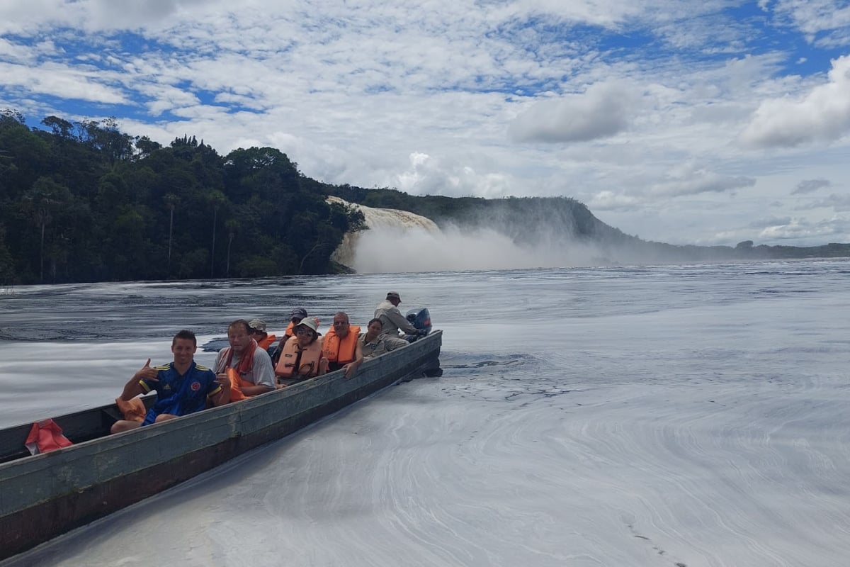 Canaima National Park Hacha Falls boat trip