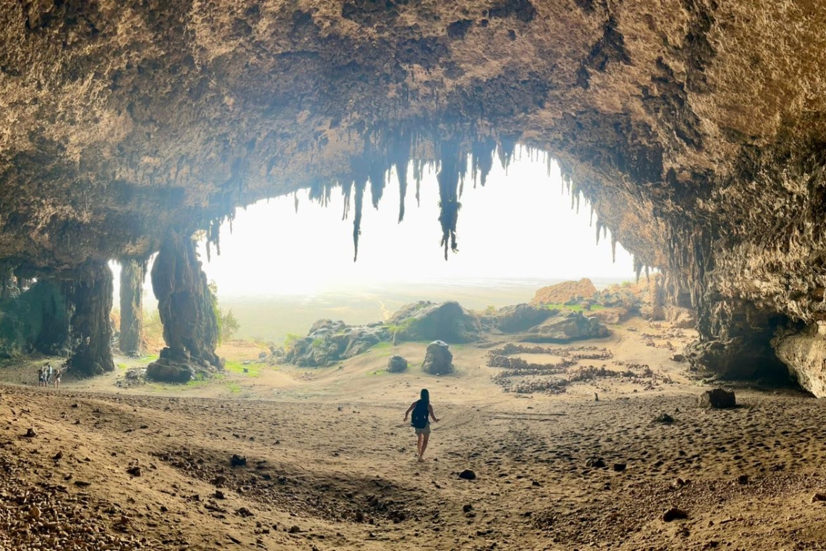 Socotra Hoq's Cave